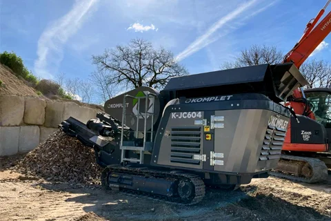 K-JC 604 mobile rock crusher hire